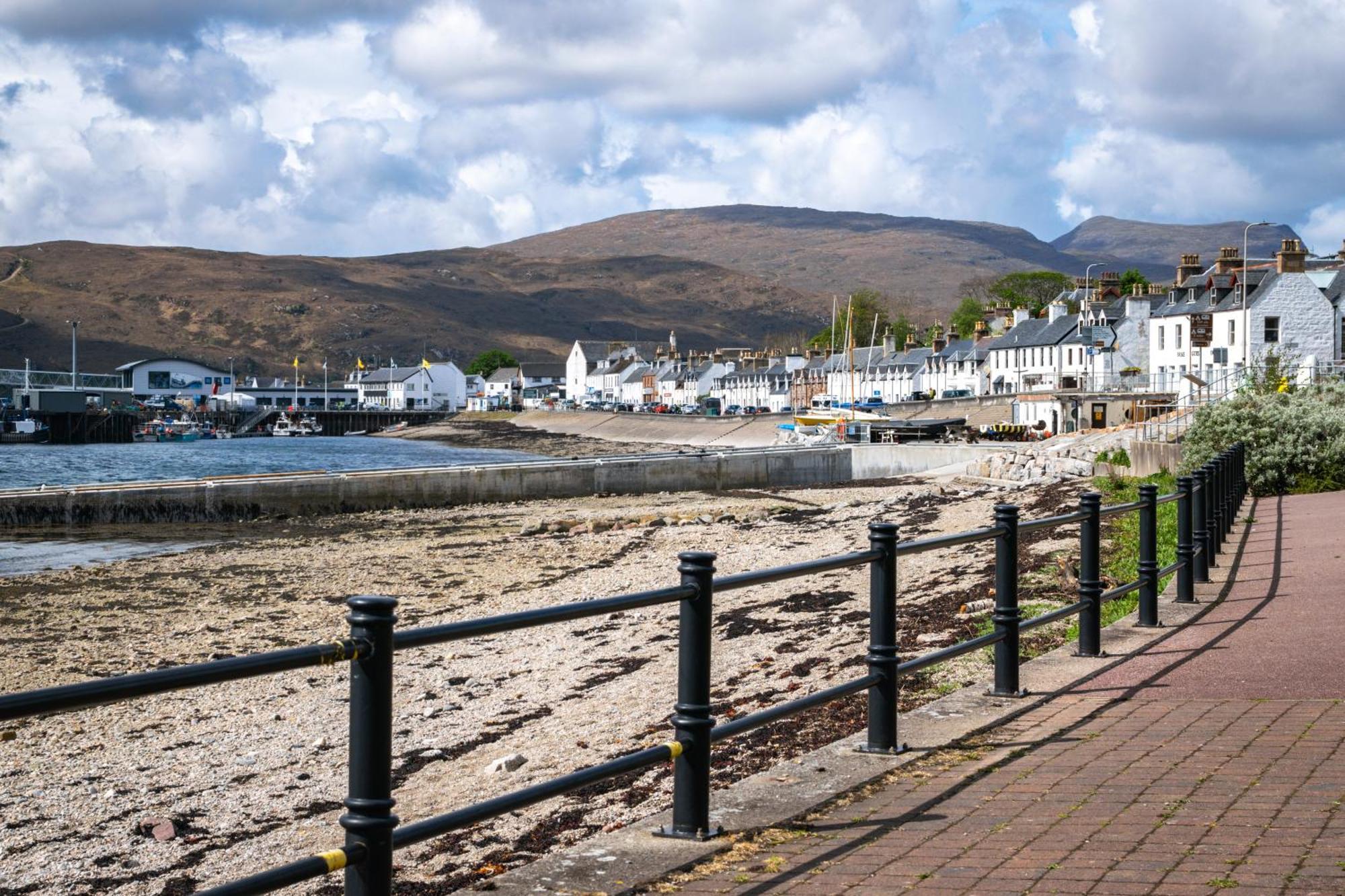 Ullapool Youth Hostel Dış mekan fotoğraf